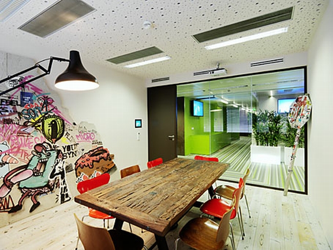 kreatywna przestrzeń biurowa wnętrze biurowe miejsce pracyw biurze inspiracje pomysły design biura 27