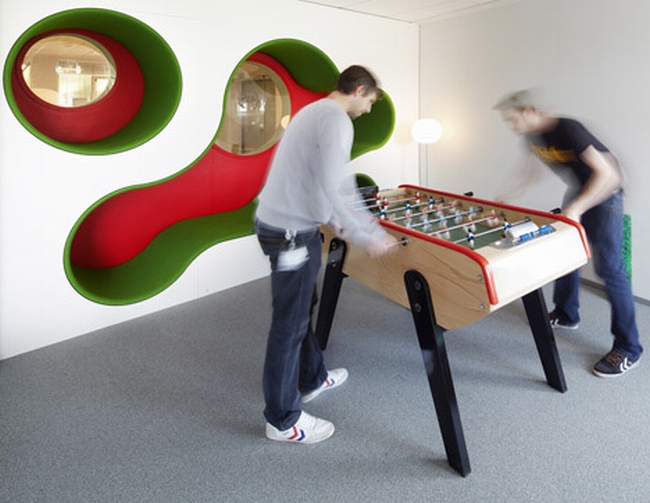 nowoczesna aranżacja biura nowoczesne przestrzenie biurowe design inspiracje projekt biura wnętrze biurowe LEGO 02