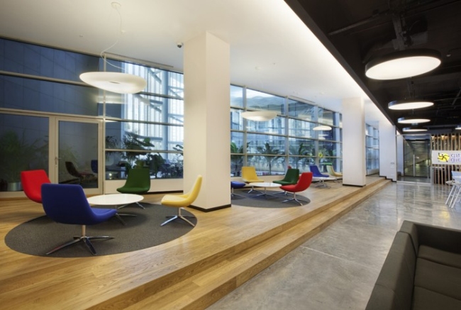 nowoczesne wnętrze biurowe nowoczesne biuro design inspiracje projekty biura wielkich korporacji eBay 19