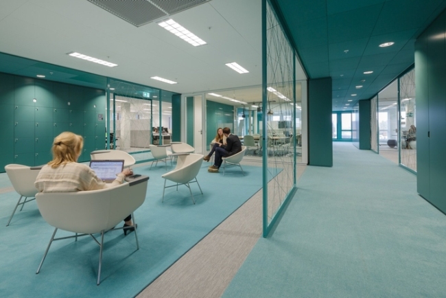 inspirujące wnętrze biura nowoczesne biuro design nowoczesnego biura inspiracje projekt biura wielkich korporacji 22