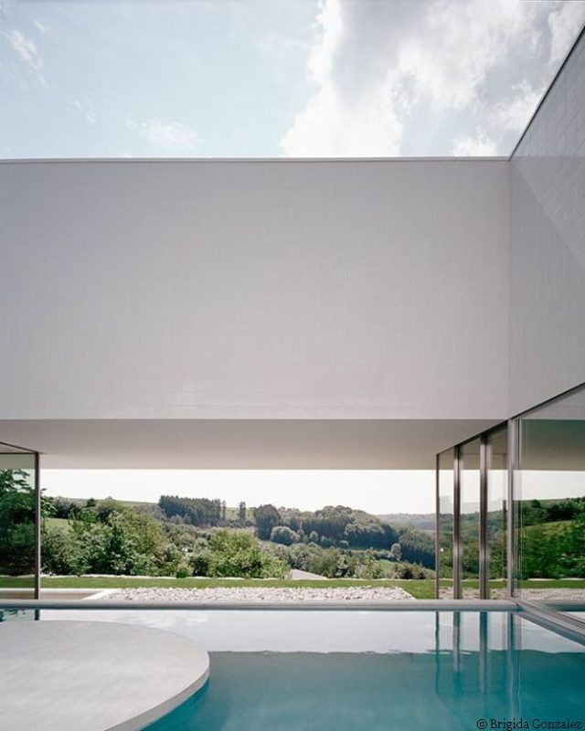 minimalistyczny dom