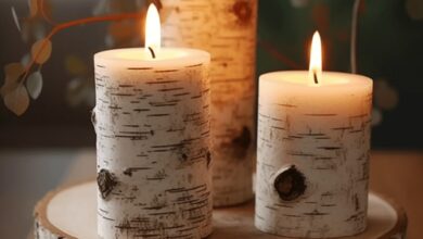 Naturalne świece dekoracyjne z drewna brzozowego, rustykalne lampiony na ciepłe wieczory, elegancka ozdoba wnętrz, idealne na prezent od PaniDyrektor.pl, wyjątkowe akcesoria do domu i ogrodu, optymalny wybór dla klimatu i stylu.